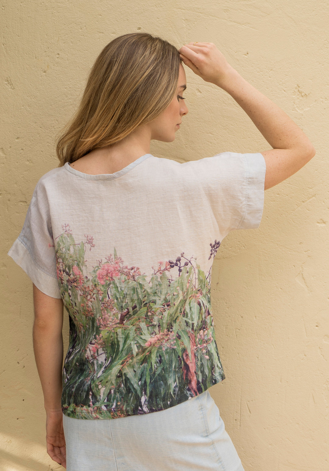 STRAWBERRY GUM LINEN TSHIRT