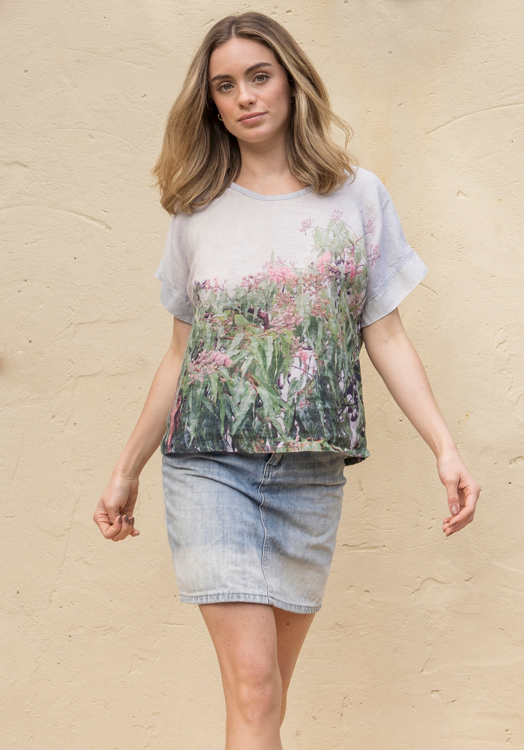 STRAWBERRY GUM LINEN TSHIRT