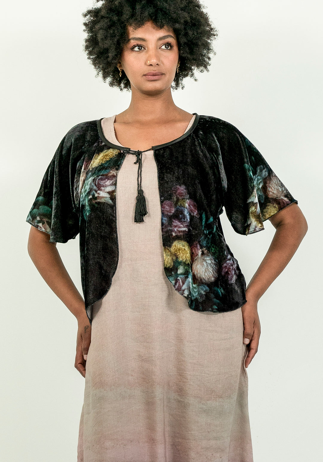 BLACK FLORAL SILK VELVET BOLERO