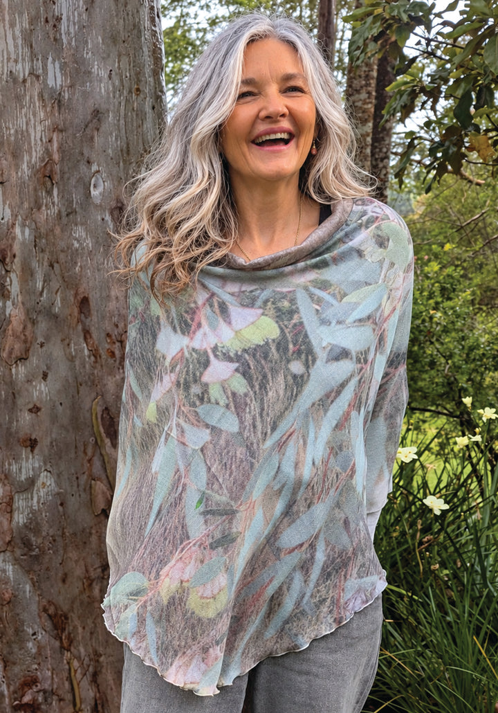 FLOWERING GUM WOOL &amp; SILK PONCHO