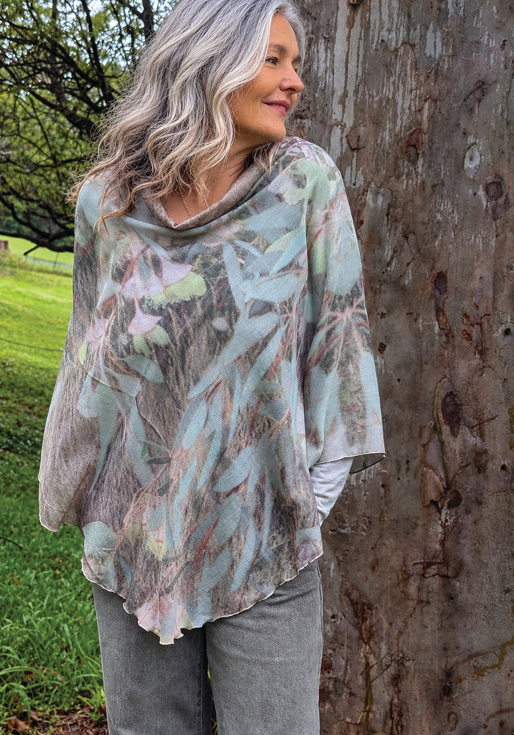 FLOWERING GUM WOOL &amp; SILK PONCHO