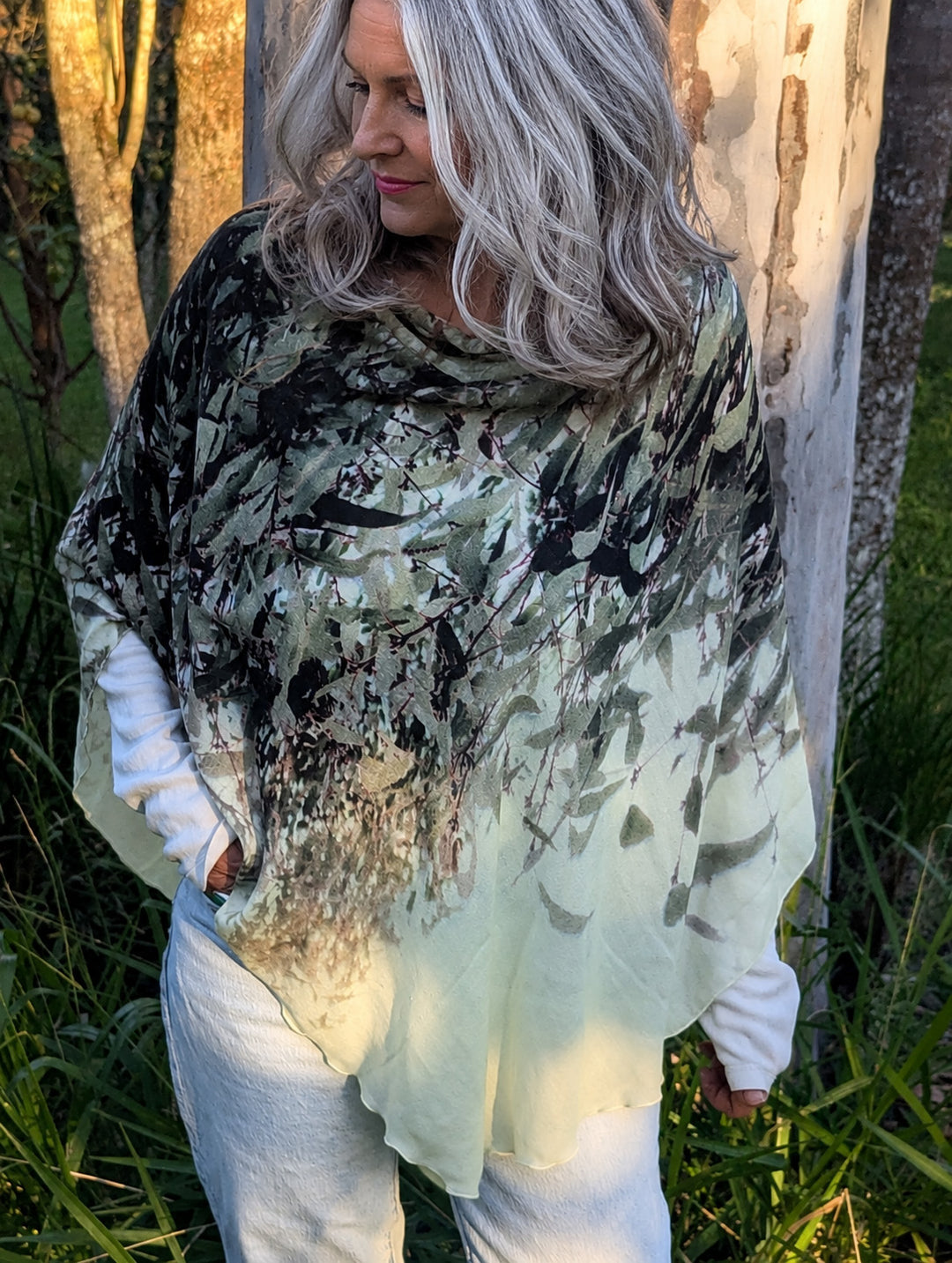 GUM LEAVES WOOL & SILK PONCHO
