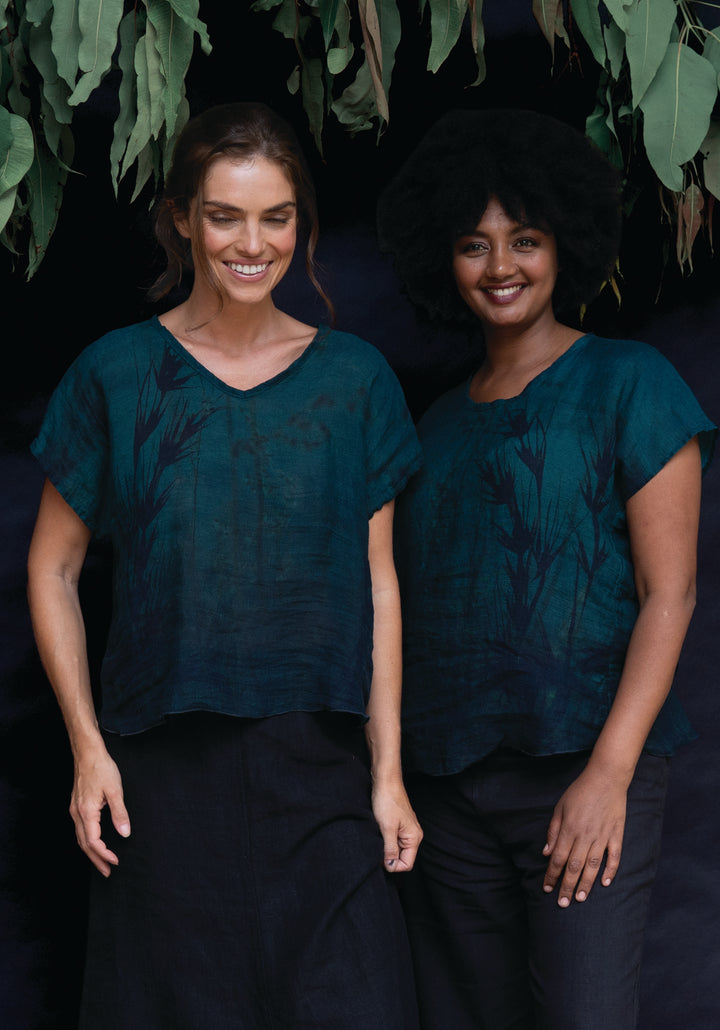 KANGAROO GRASS LINEN TOP