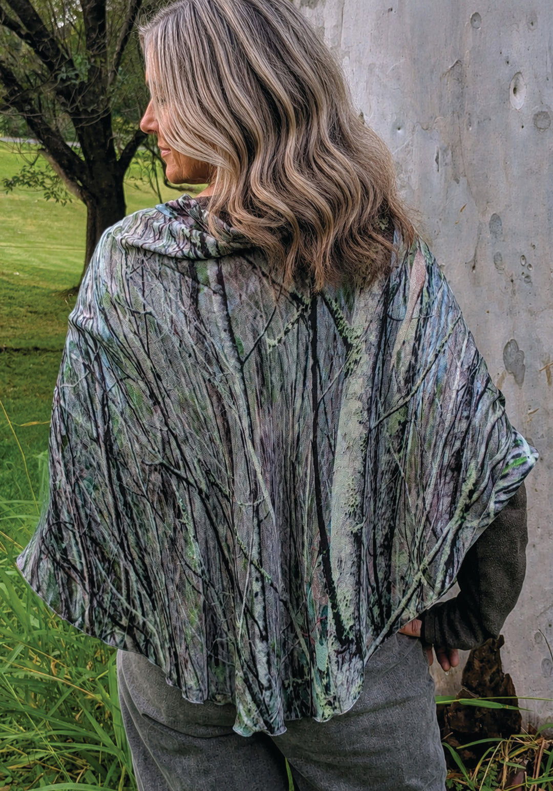 MT BEAUTY WOOL & SILK PONCHO