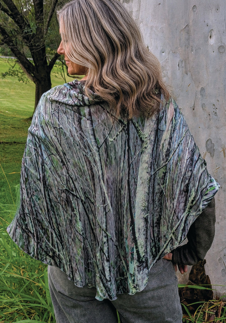 MT BEAUTY WOOL & SILK PONCHO