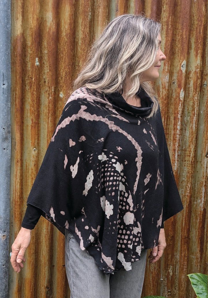 PYTHON PRINT WOOL &amp; SILK PONCHO