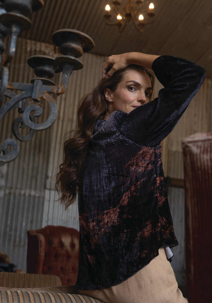 RIVER REEDS SILK VELVET KIMONO
