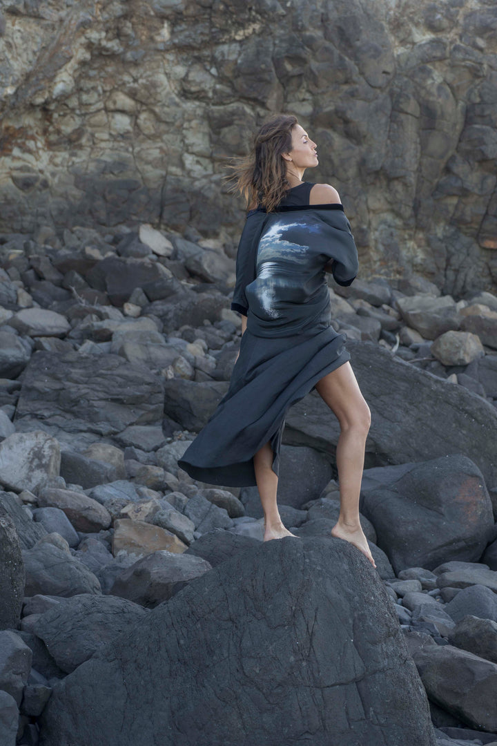 MIDNIGHT SUNSET SILK KIMONO